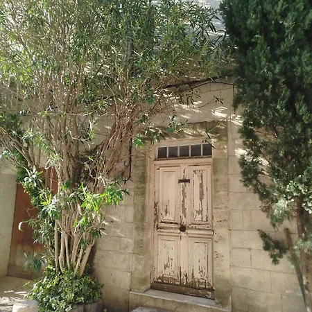 Du Palais شقة فينوف ليز أفيجْنْ